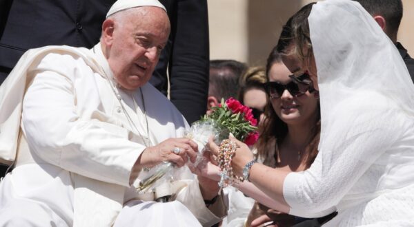 12/06/2024 Vatican City. Pope Francis during the General Audience in St. Peter's Square.//GALAZKA_EF9Q9872/Credit:Grzegorz Galazka/SIPA/2406121324,Image: 880932810, License: Rights-managed, Restrictions: , Model Release: no, Credit line: Grzegorz Galazka / Sipa Press / Profimedia