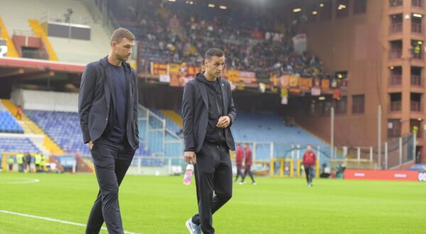 20/10/2019 Genova (Italia)
Sport Calcio
Sampdoria vs Roma
Campionato Italiano Serie A TIM 2018/2019 - Stadio Marassi
Nella foto: Edin Dzeko, Nikola Kalinic



20/10/2019 Genova (Italy)
Sport Soccer
Sampdoria vs Roma
Italian Football Championship League Serie A Tim 2018/2019 - Marassi Stadium
In the pic: Edin Dzeko, Nikola Kalinic,Image: 478032163, License: Rights-managed, Restrictions: , Model Release: no, Credit line: Fabio Rossi/AS RomaLaP / LaPresse / Profimedia