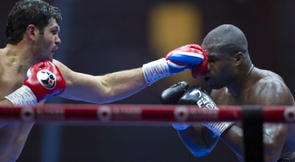 RIYADH, SAUDI ARABIA - JUNE 01: Daniel Dubois (R) from England in action against Filip Hrgovic (L) from Croatia during 5v5 boxing tournament at Kingdom Arena in Riyadh, Saudi Arabia on June 01, 2024. Mohammed Saad / Anadolu/ABACAPRESS.COM,Image: 878243761, License: Rights-managed, Restrictions: , Model Release: no, Credit line: AA/ABACA / Abaca Press / Profimedia