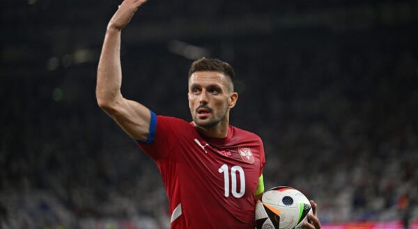 Serbia's forward #10 Dusan Tadic interacts with the fans during the UEFA Euro 2024 Group C football match between Serbia and England at the Arena AufSchalke in Gelsenkirchen on June 16, 2024.,Image: 882168264, License: Rights-managed, Restrictions: , Model Release: no, Credit line: OZAN KOSE / AFP / Profimedia