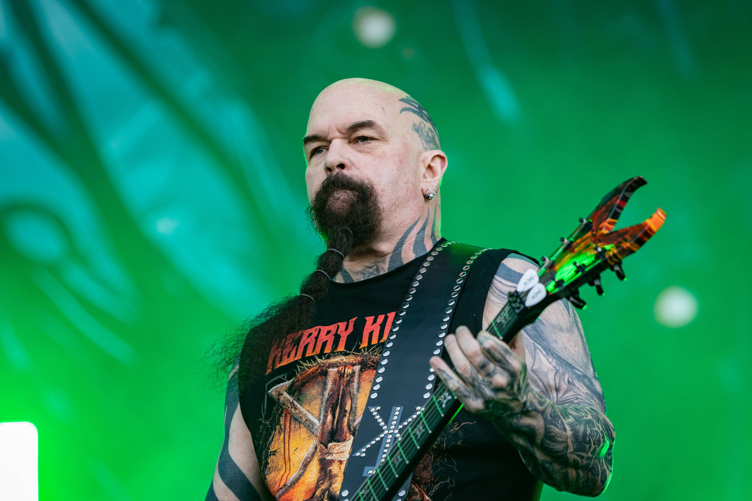 Rock am Ring 2024, 7.6.2024 Der ehemalige Slayer Gitarrist Kerry King mit seinem Soloprojekt auf der Bühne -- Mit dem Traditionsfestival Rock am Ring am Nürburgring in der Eifel startet in Deutschland die Festival-Saison. Das Festival findet in diesem Jahr vom 7. bis 9. Juni statt. Mehr als 70 Bands und Künstler stehen auf einer der drei großen Bühnen. Nürburg Nürburgring Rheinland-Pfalz Deutschland *** Rock am Ring 2024, 7 6 2024 Former Slayer guitarist Kerry King on stage with his solo project The traditional Rock am Ring festival at the Nürburgring in the Eifel region kicks off the festival season in Germany This year, the festival will take place from 7 to 9 June More than 70 bands and artists will perform on one of the three large stag Copyright: xBEAUTIFULxSPORTS/Derixx