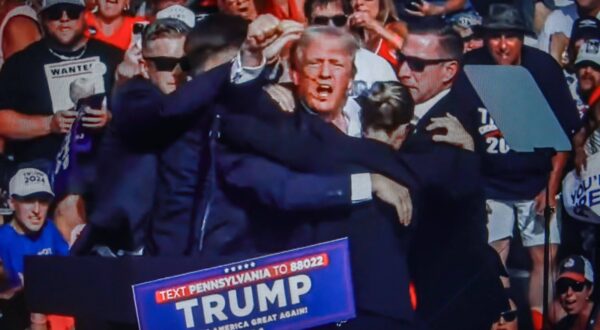 July 14, 2024, Butler, Pennsylvania, United States: In this photo illustration, a screen shows Former US President Donald Trump shot in the ear at a rally he was holding in Butler. Former US President Donald Trump was wounded in a shooting at a rally he was holding in Butler, Pennsylvania as part of his election campaign ahead of the 2024 US Presidential election. According to the latest reports, secret agents killed a shooter and one rally participant died at the hands of the shooter himself, the shooting at the rally is being investigated as an attempted assassination of former President Trump, the Associated Press reports, citing the Butler County District Attorney.
14 Jul 2024
Pictured: July 14, 2024, Butler, Pennsylvania, United States: In this photo illustration, a screen shows Former US President Donald Trump shot in the ear at a rally he was holding in Butler. Former US President Donald Trump was wounded in a shooting at a rally he was holding in Butler, Pennsylvania as part of his election campaign ahead of the 2024 US Presidential election. According to the latest reports, secret agents killed a shooter and one rally participant died at the hands of the shooter himself, the shooting at the rally is being investigated as an attempted assassination of former President Trump, the Associated Press reports, citing the Butler County District Attorney.,Image: 889593193, License: Rights-managed, Restrictions: NO Argentina, Australia, Bolivia, Brazil, Chile, Colombia, Finland, France, Georgia, Hungary, Japan, Mexico, Netherlands, New Zealand, Poland, Romania, Russia, South Africa, Uruguay, Model Release: no, Credit line: ZUMAPRESS.com / MEGA / The Mega Agency / Profimedia