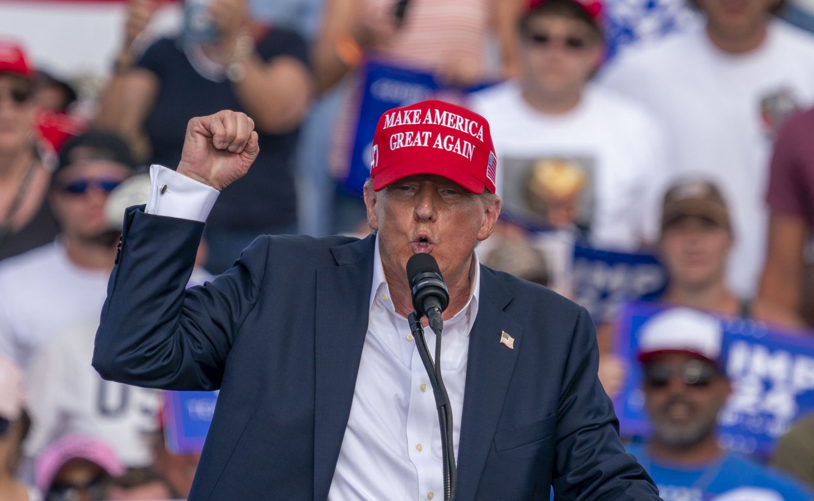 epa11443905 Former US President Donald J. Trump delivers remarks during a campaign rally at the Greenbriar Farms in Chesapeake, Virginia, USA, 28 June 2024. This is former President Trump's first rally following last night's Presidential debate in Atlanta.  EPA/SHAWN THEW