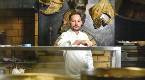 14.06.2024., Zagreb - Hrvoje Kroflin, chef restorana ManO2. 
Photo Sasa ZinajaNFoto














Photo Sasa ZinajaNFoto