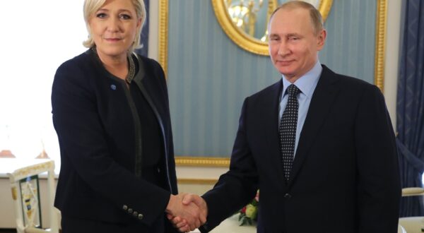 3056280 03/24/2017 March 24, 2017. Russian President Vladimir Putin meets with French presidential candidate Marine Le Pen, leader of the Front National French political party.,Image: 326397124, License: Rights-managed, Restrictions: Editors' note: THIS IMAGE IS PROVIDED BY RUSSIAN STATE-OWNED AGENCY SPUTNIK., Model Release: no, Credit line: Michael Klimentyev / Sputnik / Profimedia