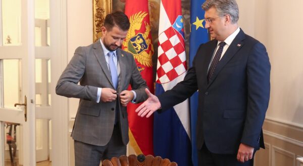 04.09.2023., Zagreb - Predsjednik Vlade Andrej Plenkovic i predsjednik Crne Gore Jakov Milatovic rukuju se prije sastanka u Banskim dvorima. Photo: Matija Habljak/PIXSELL