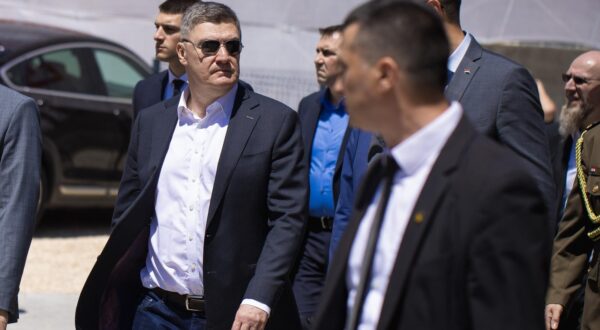 06.07.2024., Tomislavgrad, Bosna i Hercegovina - Predsjednik Republike Hrvatske polozio je vijenac i zapalio svijecu kod Spomen-obiljezja poginulih hrvatskih branitelja. Photo: Denis Kapetanovic/PIXSELL