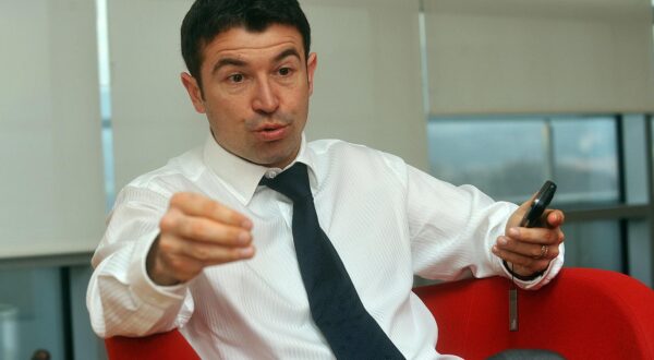 05.02.2010., Zagreb - Hrvoje Vojkovic, predsjednik Uprave Croatia osiguranja, daje intervju u zgradi CO, Miramarska 22. rPhoto: Goran Stanzl/PIXSELL