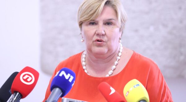 10.07.2024., Zagreb - U Saboru je odrzan okrugli stol u organizaciji Kluba zastupnika Domovinskog pokreta, na kojem su predstavljena Izvjesca o krsenju prava na slobodu vjeroispovijesti muskaraca okupljenih u javnoj molitvi krunice u 2023. godini. Izjave sudionika nakon okruglog stola. Photo: Patrik Macek/PIXSELL