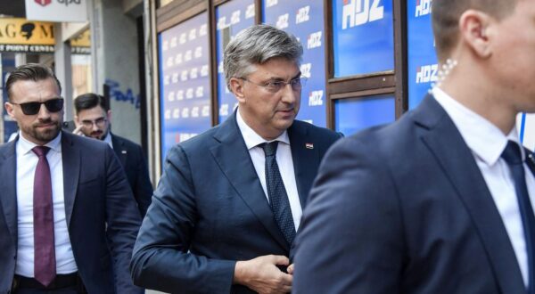 15.07.2024., Zagreb - Andrej Plenkovic dolazi na sjednicu Predsjednistva HDZ-a u prostorije Gradskog odbora HDZ-a u Gundulicevoj ulici. Photo: Josip Regovic/PIXSELL
