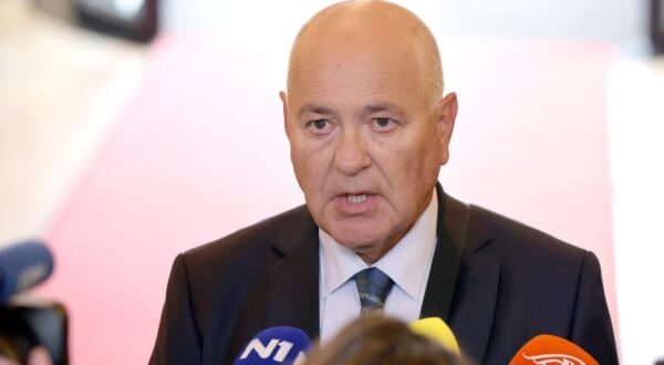 17.05.2024., Zagreb - Saborski zastupnik Domovinskog pokreta Damir Biloglav dao je izjavu medijima u Hrvatskom saboru. Photo: Patrik Macek/PIXSELL
