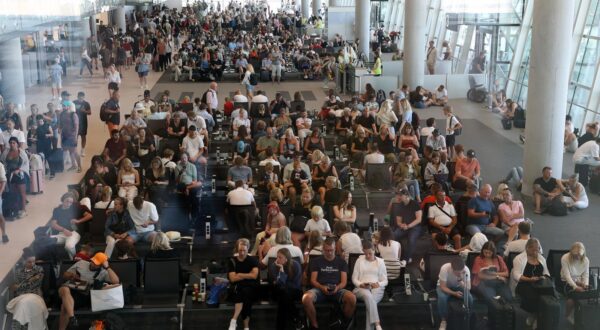 22.07.2023., Kastela - Zracna luka Split danas broji ukupno s polascima i dolascima 215 letova sa 55000 putnika koji ce proci kroz zracnu luku. Photo: Ivana Ivanovic/PIXSELL