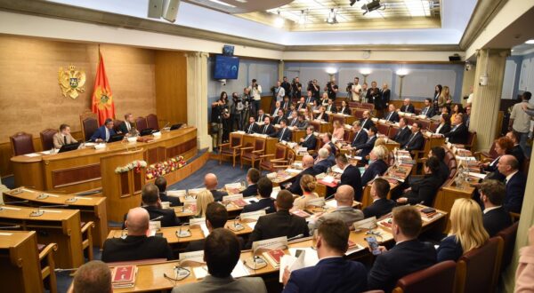 30, October, 2023, Podgorica - The session of the Parliament of Montenegro is underway in Podgorica, where the leadership of the Parliament and the new government headed by Milojko Spajic will be elected. Milan Knezevic, Andrija Mandic. Photo: R.R./ATAImages  30, oktobar, 2023, Podgorica - U Podgorici je u toku sednica parlamenta Crne Gore na kojoj ce biti izabrano rukovodstvo parlamenta i nova vlada na celu sa Milojkom Spajicem.   Photo: R.R./ATAImages/PIXSELL