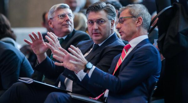 24.01.2023.., Zagreb - U Nacionalnoj sveucilisnoj knjiznjici odrzana  konferencija Hrvatska, 20. clanica Eurozone.
   Photo: Slavko Midzor/PIXSELL