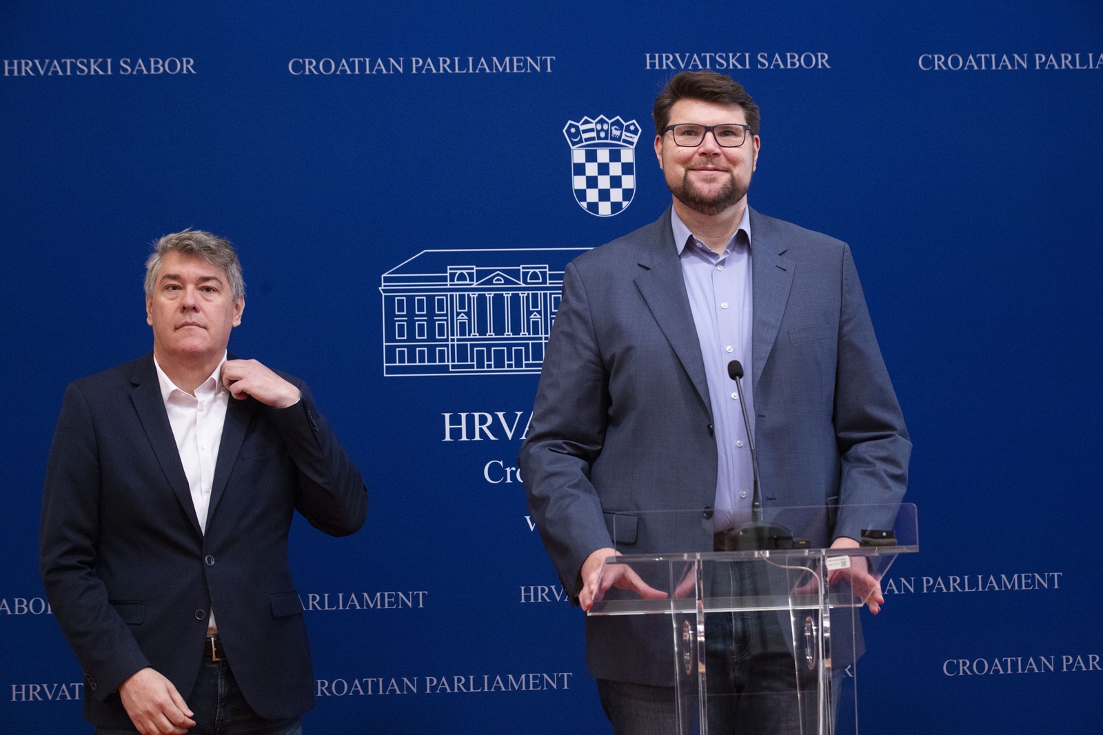 Zagereb, 02.07.2024. - Klub zastupnika SDP-a održali su konferenciju za medije na temu Prijedlog izmjene Zakona o PDV-u. Na fotografiji Boris Lalovac, Peđa Grbin.  foto HINA/ Daniel KASAP/ dk