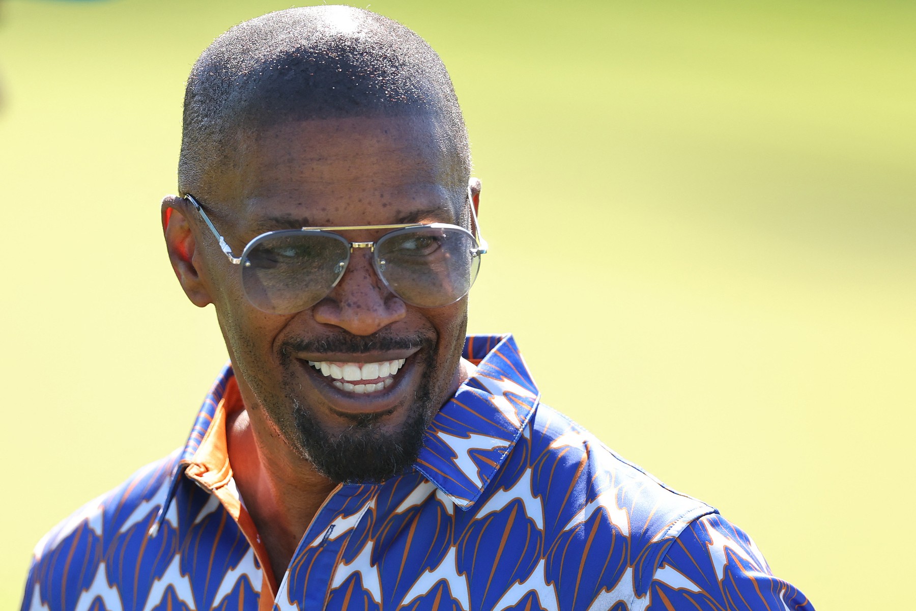 HONOLULU, HAWAII - JANUARY 10: Actor Jamie Foxx looks on during the pro-am prior to the Sony Open in Hawaii at Waialae Country Club on January 10, 2024 in Honolulu, Hawaii.   Michael Reaves,Image: 835919623, License: Rights-managed, Restrictions: , Model Release: no, Credit line: Michael Reaves / Getty images / Profimedia