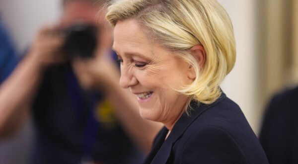 The outgoing deputy for Pas de Calais Marine le Pen (National Rally), voted in her stronghold in Henin Beaumont for the legislative elections, June 30, 2024//GREUEZFRANCOIS_1306.10252/Credit:FRANCOIS GREUEZ/SIPA/2406301302,Image: 885941048, License: Rights-managed, Restrictions: , Model Release: no, Credit line: FRANCOIS GREUEZ / Sipa Press / Profimedia