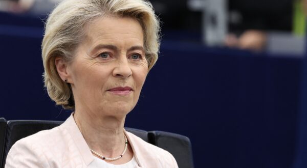 Ursula von der Leyen, a nominee for a second term as president of the European Commission arrives to deliver her candidacy statement at the European Parliament in Strasbourg, eastern France, on July 18, 2024.,Image: 890558365, License: Rights-managed, Restrictions: , Model Release: no, Credit line: FREDERICK FLORIN / AFP / Profimedia