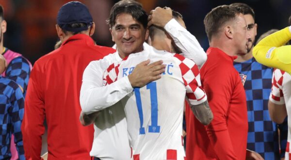 14.06.2023., stadion Feyenoord "De Kuip", Rotterdam, Nizozemska - UEFA Liga Nacija, polufinale, Nizozemska - Hrvatska. izbornik Hrvatske Zlatko Dalic, MArcelo Brozovic Photo: Luka Stanzl/PIXSELL