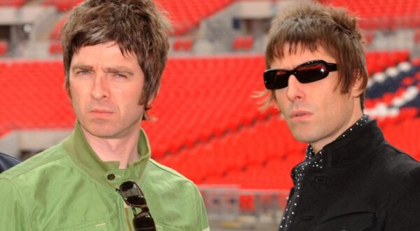 Embargoed to 2000 Monday January 25
File photo dated 16/10/08 Noel Gallagher (left) and Liam Gallagher of Oasis who are nominated for three NME Awards, including best British band, despite the band splitting up five months ago.,Image: 104934803, License: Rights-managed, Restrictions: FILE PHOTO, Model Release: no, Credit line: PA Wire/Press Association Images / PA Images / Profimedia