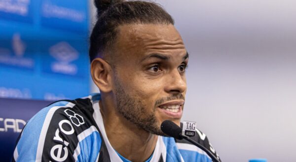 2nd August 2024; Grêmio, CT Luiz Carvalho, Porto Alegre, Rio Grande do Sul, Brazil: Martin Braithwaite (DEN), is introduced as a new signing for the club,Image: 895425767, License: Rights-managed, Restrictions: , Model Release: no, Credit line: DiaEsportivo / Actionplus / Profimedia