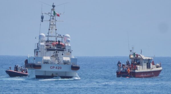 Members of the rescue team placed a body bag onto the lower half of the deck of the fire service dive team boat on the fifth day of the search and recovery operation, after the luxury yacht Bayesian sank in a storm on Monday whilst moored around half a mile off the coast of Porticello, Sicily. Picture date: Friday August 23, 2024.,Image: 900944872, License: Rights-managed, Restrictions: , Model Release: no, Credit line: Jonathan Brady / PA Images / Profimedia