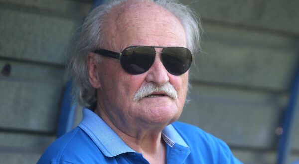 22.06.2017., Donja Pusca - Nogometna utakmica NK Pusca - NK Inter Zapresic (generacija koja je 1992. osvojila prvi Hrvatski nogometni kup) poovodom obiljezavanja 70. godisnjice nogometnog kluba Pusca. Ilija Loncarevic. "nPhoto: Igor Kralj/PIXSELL