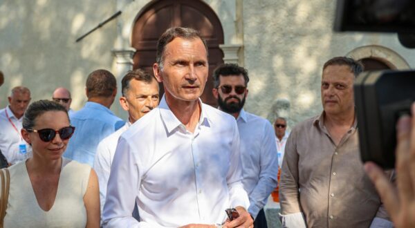 25.08.2024., Barban - 

Viteski turnir "Trka na prstenac" ove se godine trci po 49. put. Konjanici se nadmecu u pogadjanju prstenca u punom galopu, a onaj koji u tri kruga osvoji najvise bodova pobjedjuje u trci. Dragan Primorac Photo: Srecko Niketic/PIXSELL