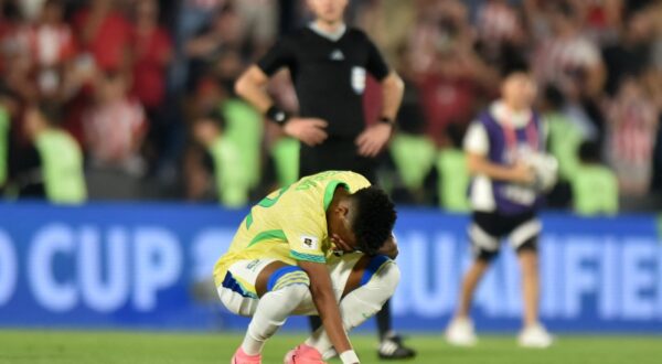 Brazil's forward Estevao reacts after losing the 2026 FIFA World Cup South American qualifiers football match between Paraguay and Brazil at the Defensores del Chaco stadium in Asuncion, on September 10, 2024.,Image: 906559267, License: Rights-managed, Restrictions: , Model Release: no, Credit line: JOSE BOGADO / AFP / Profimedia