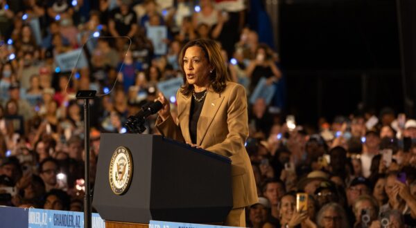 epa11653815 Democratic presidential candidate US Vice President Kamala Harris speaks during a campaign rally at Rawhide Event Center in Chandler, Arizona, USA, 10 October 2024.  EPA/MOLLY PETERS