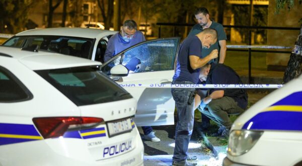 08.10.2024., Zagreb - Policijski ocevid ispred Doma zdravlja u ulici Rudolfa Bicanica na Kneziji. Photo: Sanjin Strukic/PIXSELL