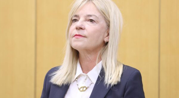 23.05.2024., Zagreb - Sabor je 1. sjednicu nastavio raspravom  o Izvjescu o radu pravobraniteljice za djecu za 2022. godinu. Helenca Pirnat Dragicevic Photo: Patrik Macek/PIXSELL