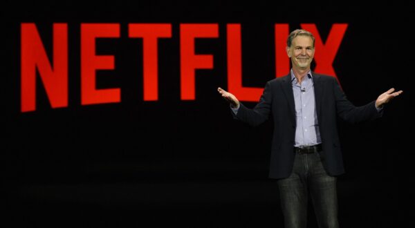 LAS VEGAS, NV - JANUARY 06: Netflix CEO Reed Hastings delivers a keynote address at CES 2016 at The Venetian Las Vegas on January 6, 2016 in Las Vegas, Nevada. CES, the world's largest annual consumer technology trade show, runs through January 9 and is expected to feature 3,600 exhibitors showing off their latest products and services to more than 150,000 attendees.   Ethan Miller,Image: 270690312, License: Rights-managed, Restrictions: , Model Release: no, Credit line: Ethan Miller / Getty images / Profimedia