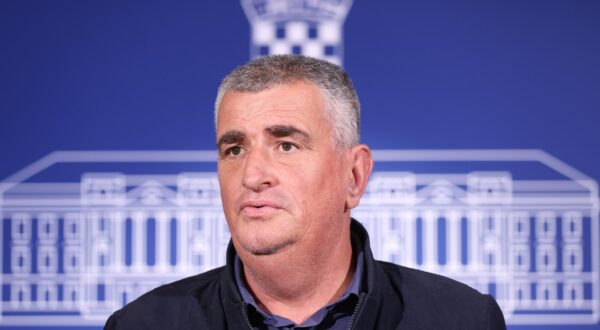 22.10.2024., Zagreb - Na konferenciji za medije Mosta odrzanoj u Sabotu o aktualnim temama govorili su Miro Bulj i Nikola Grmoja. Photo: Patrik Macek/PIXSELL