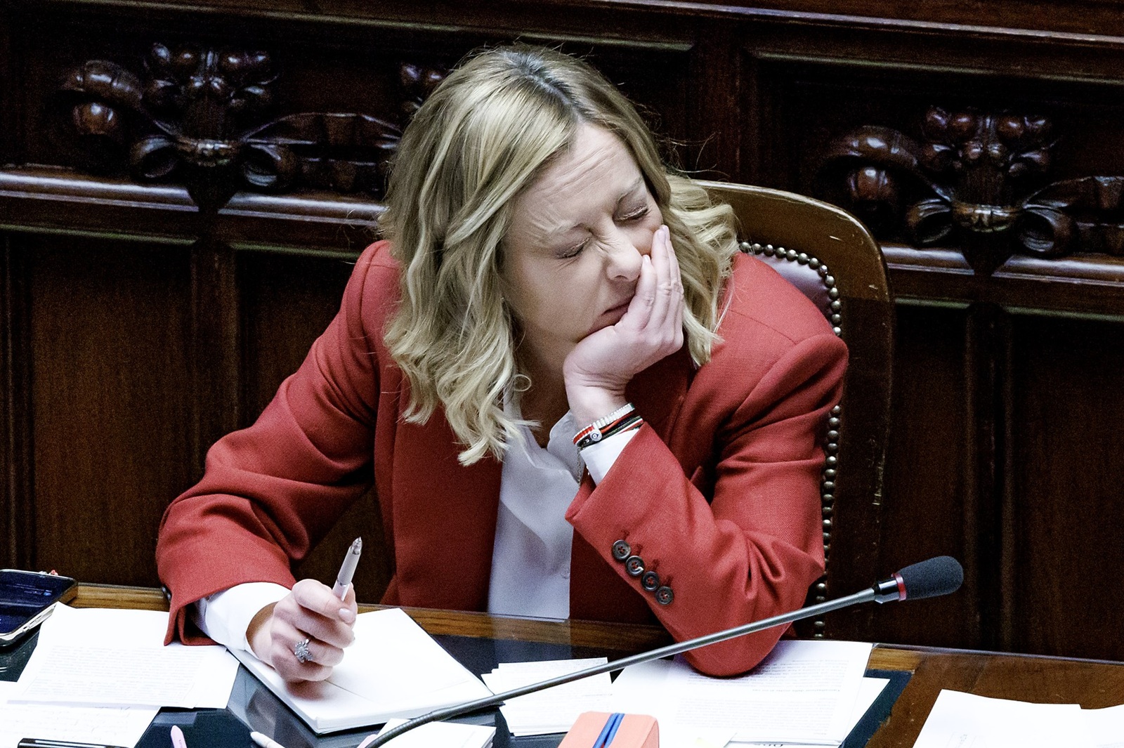 La presidente del Consiglio Giorgia Meloni alla Camera dei deputati durante le comunicazioni sul prossimo Consiglio europeo del 19 e 20 dicembre, Roma, Martedì, 17 Dicembre 2024 ()

Prime Minister Giorgia Meloni addresses at the Chamber of deputies ahead of European Council meeting on 19-20 december, Rome, Tuesday, December 17, 2024 (),Image: 947762525, License: Rights-managed, Restrictions: , Model Release: no, Credit line: Roberto Monaldo / LaPresse / Profimedia