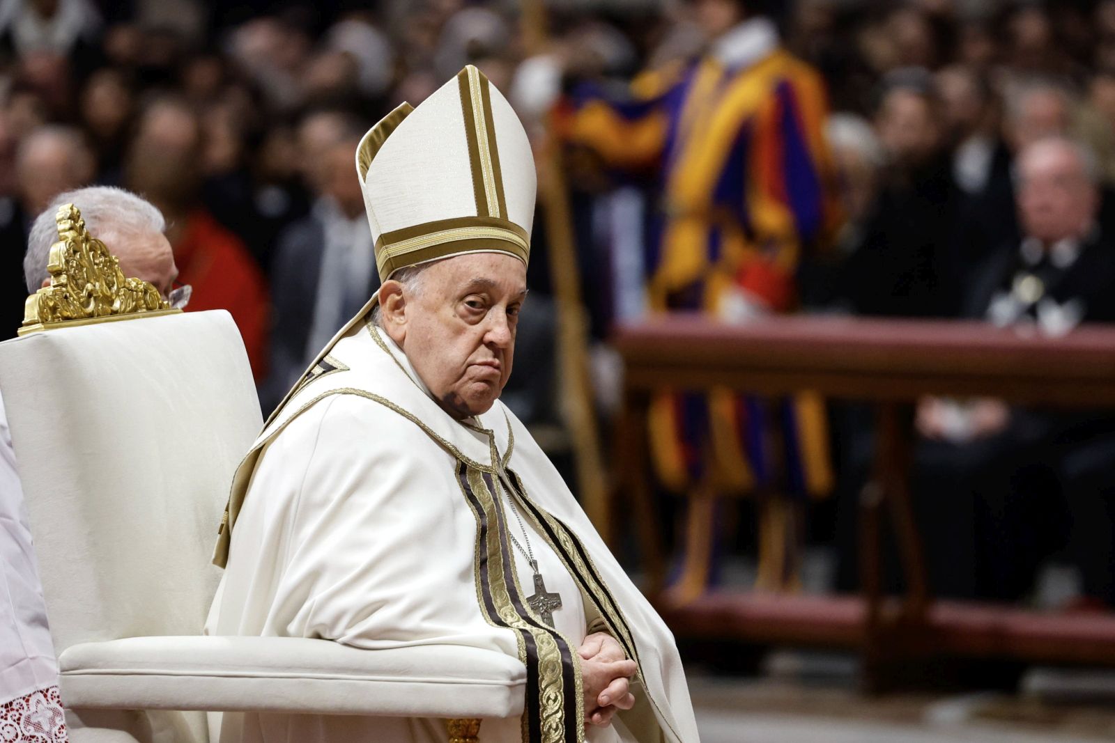 epa11762283 Pope Francis presides over a consistory ceremony in the St. Peter's Basilica at the Vatican, 07 December 2024. The consistory is held for the appointment of 21 new cardinals.  EPA/FABIO FRUSTACI