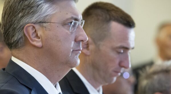 03.05.2024., Vukovar - Predsjednik Vlade Andrej Plenkovic sudjelovao je na svecanoj sjednici Gradskog vijeca Grada Vukovara u povodu obiljezavanja Dana grada. Photo: Davor Javorovic/PIXSELL