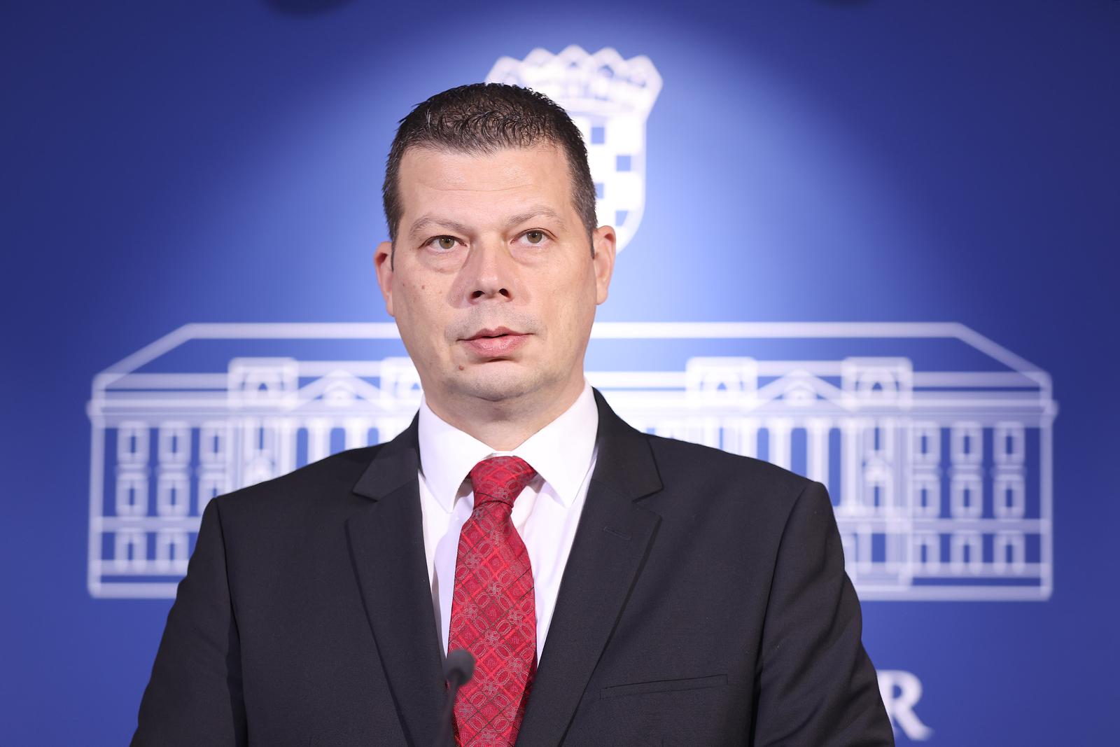 04.12.2024., Zagreb - Na konferenciji za medije odrzanoj u Saboru o  izboru ustavnih sudaca govorio je Sasa Djujic. Photo: Patrik Macek/PIXSELL