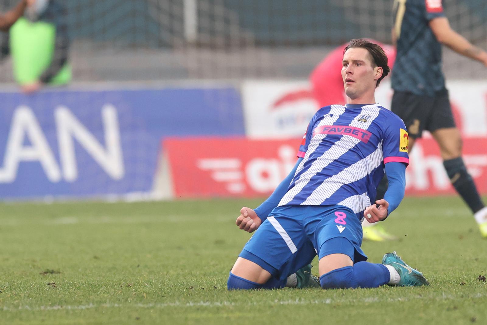 14.12.2024., stadion u Kranjcevicevoj ulici, Zagreb - SuperSport HNL, 17. kolo, NK Lokomotiva - GNK Dinamo. Slavlje nogometasa Lokomotive nakon pogotka Roberta Mudrazije za vodstvo 3:1. Robert Mudrazija Photo: Goran Stanzl/PIXSELL