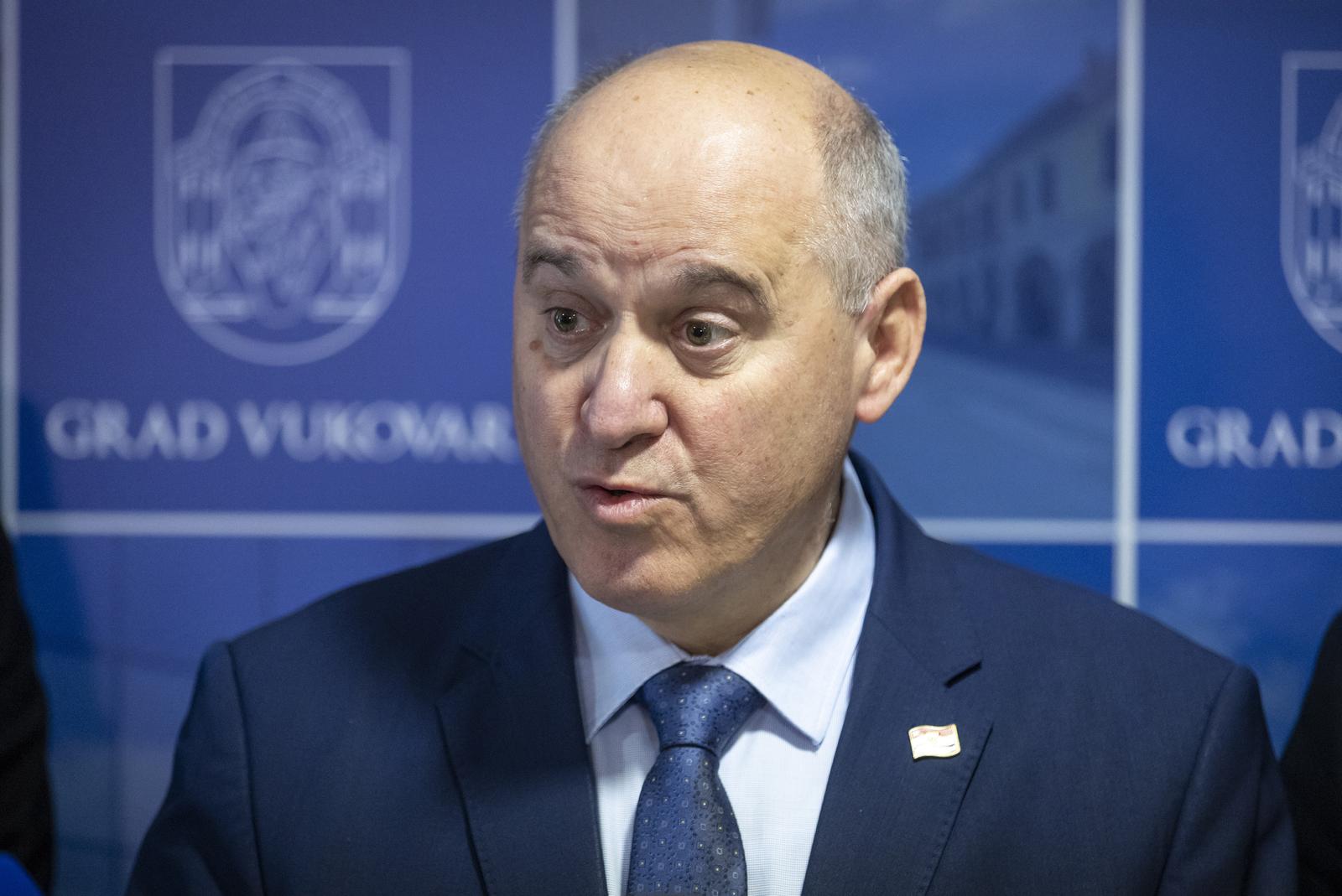 16.12.2024. Vukovar - Potpredsjednik Vlade i ministar prostornog uredjenja, graditeljstva i drzavne imovine g. Branko Bacic posjetio je Grad Vukovar. Tom je prilikom odrzao radni sastanak s gradonacelnikom Grada Vukovara g. Ivanom Penavom. Photo: Davor Javorovic/PIXSELL