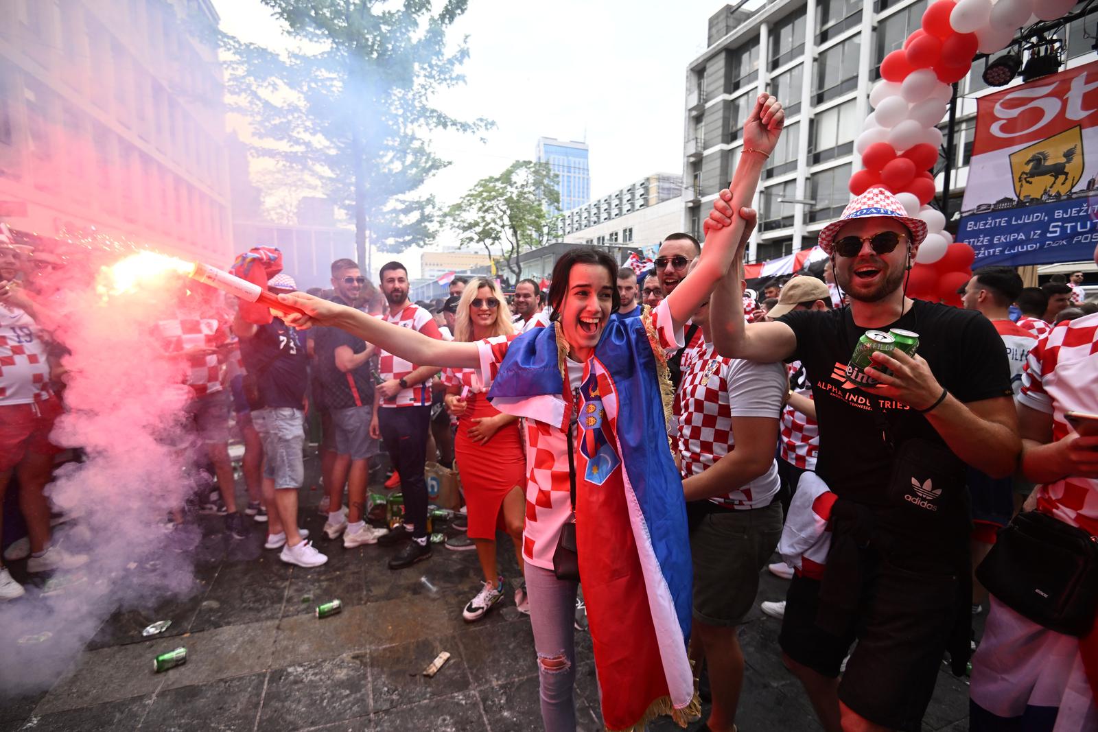 18.06.2023.,Rotterdam, Nizozemska - Navijacko ozracje u centru grada uoci vecerasnje utakmice finala Lige nacija izmedju Hrvatske i Spanjolske Photo: Marko Lukunic/PIXSELL