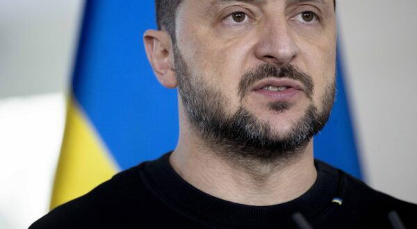 October 11, 2024, Berlin, Berlin, Germany: Press conference with Ukrainian President Volodymyr Zelensky and Federal Chancellor of Germany Olaf Scholz at the Federal Chancellery in Berlin.
11 Oct 2024
Pictured: October 11, 2024, Berlin, Berlin, Germany: Press conference with Ukrainian President Volodymyr Zelensky and Federal Chancellor of Germany Olaf Scholz at the Federal Chancellery in Berlin.,Image: 919673738, License: Rights-managed, Restrictions: NO Argentina, Australia, Bolivia, Brazil, Chile, Colombia, Finland, France, Georgia, Hungary, Japan, Mexico, Netherlands, New Zealand, Poland, Romania, Russia, South Africa, Uruguay, Model Release: no, Credit line: ZUMAPRESS.com / MEGA / The Mega Agency / Profimedia