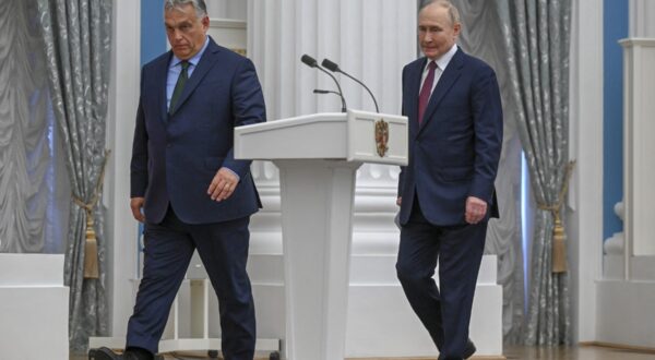 MOSCOW, RUSSIA - JULY 05: Russian President Vladimir Putin (R) and Hungarian Prime Minister Viktor Orban (L) hold a joint press conference following their meeting at the Kremlin in Moscow, Russia on July 05, 2024. Sefa Karacan / Anadolu,Image: 887538349, License: Rights-managed, Restrictions: , Model Release: no, Credit line: SEFA KARACAN / AFP / Profimedia