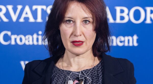 Zagreb, 30.01.2025. - Saborska zastupnica Dalija Orešković komentirala je odgođeno glasanje u Saboru o novom ministru poljoprivrede.
Na fotografiji Dalija Orešković.
foto HINA/ Edvard ŠUŠAK/ es