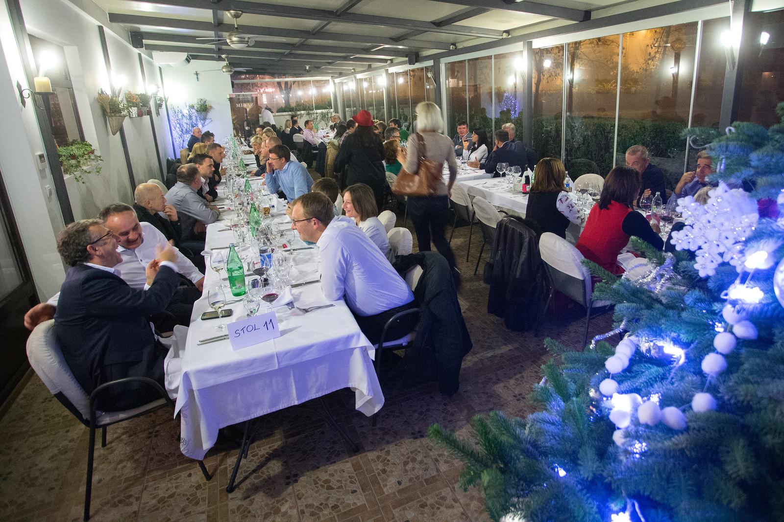 03.12.2015., Zagreb -  U restoranu Jarunski dvori odrzana je promocija vina Mlada Frankovka  i Frankovka Miraz, vinarije Feravino Fericanci. rPhoto: Davor Puklavec/PIXSELL