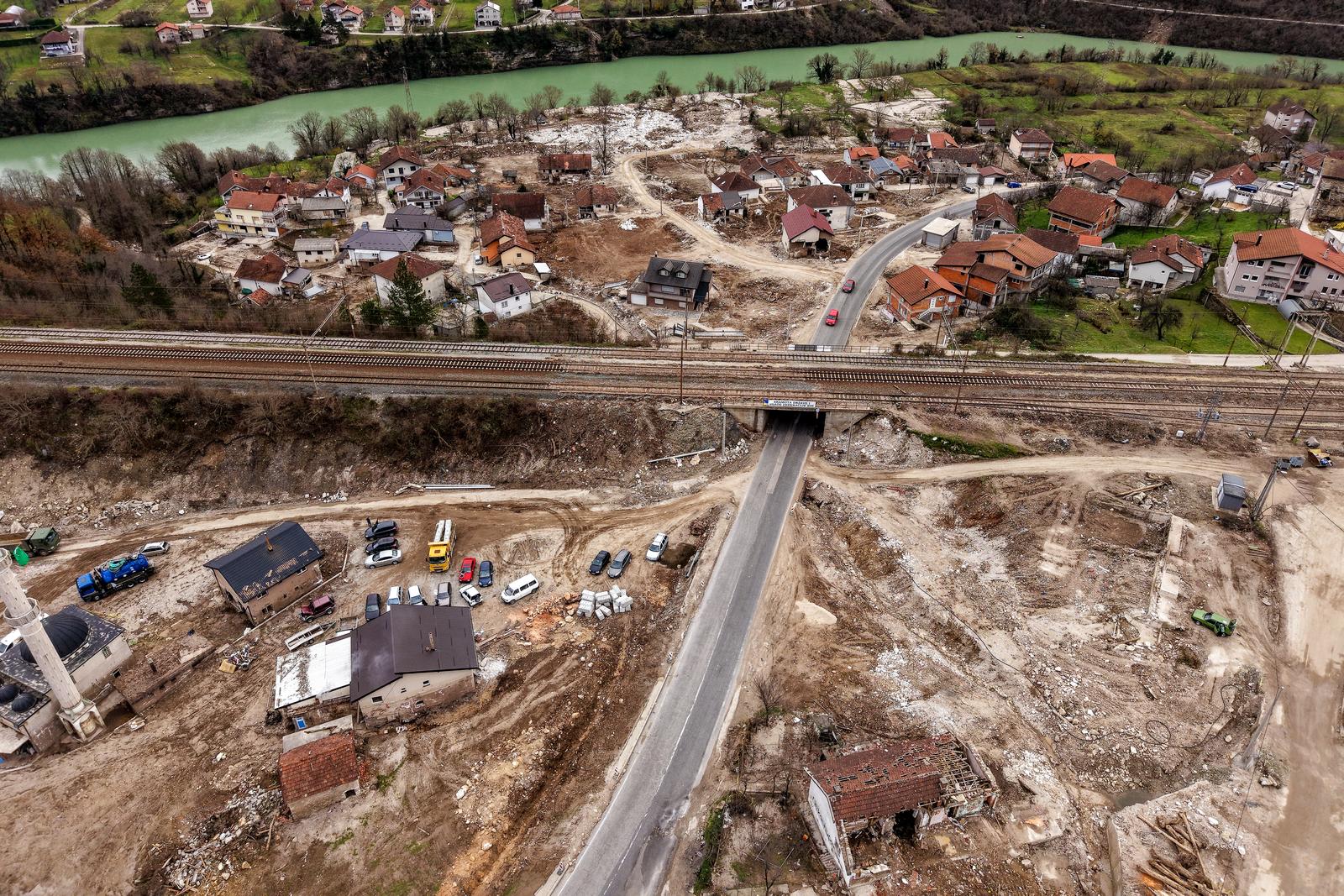 02.12.2024., Donja Jablanica, Bosna i Hercegovina - U Donjoj Jablanici zapocela je prva faza sanacije i rekonstrukcije zeljeznicke pruge. Photo: Armin Durgut/PIXSELL