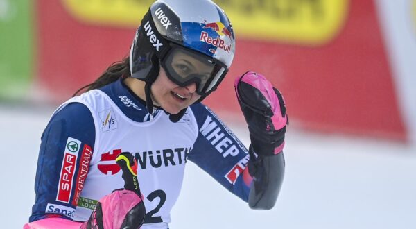04.01.2025., Kranjska Gora, Slovenija - Druga voznja zenskog veleslaloma FIS Svjetskog skijaskog kupa. Zrinka Ljutic Photo: Igor Soban/PIXSELL
