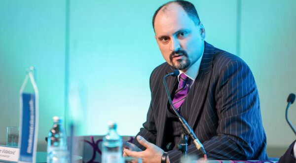 08.11.2022., Zagreb - Konferencija Poslovnog dnevnika "Zagreb - bankarsko i financijsko srediste" odrzana je u hotelu Sheraton. Panel rasprava: Promjena igre - inflacija. neovisni analiticar Neven Vidakovic Photo: Luka Stanzl/PIXSELL