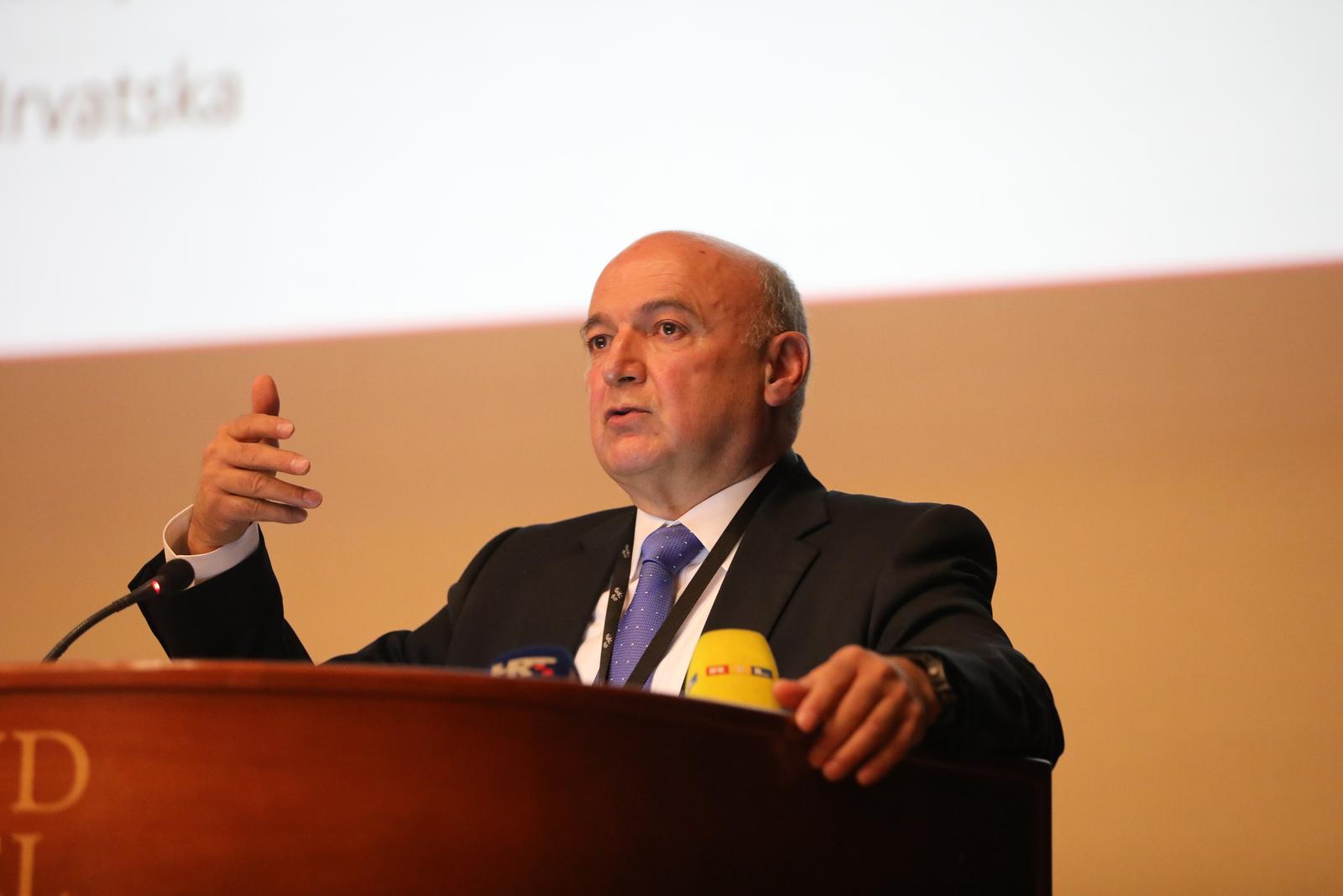 Ljubo Jurčić