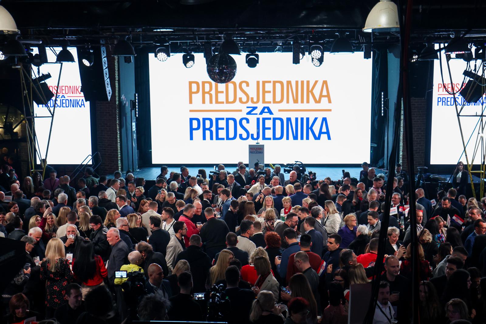 12.01.2025., Zagreb - Docek izbornih rezultata Izbornog stozera Zorana Milanovica u Tvornici kulture. Photo: Igor Kralj/PIXSELL